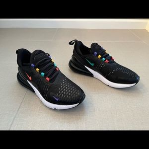 Nike Air Max 270 Women’s Shoe